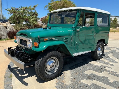 1972 FJ Cruiser 