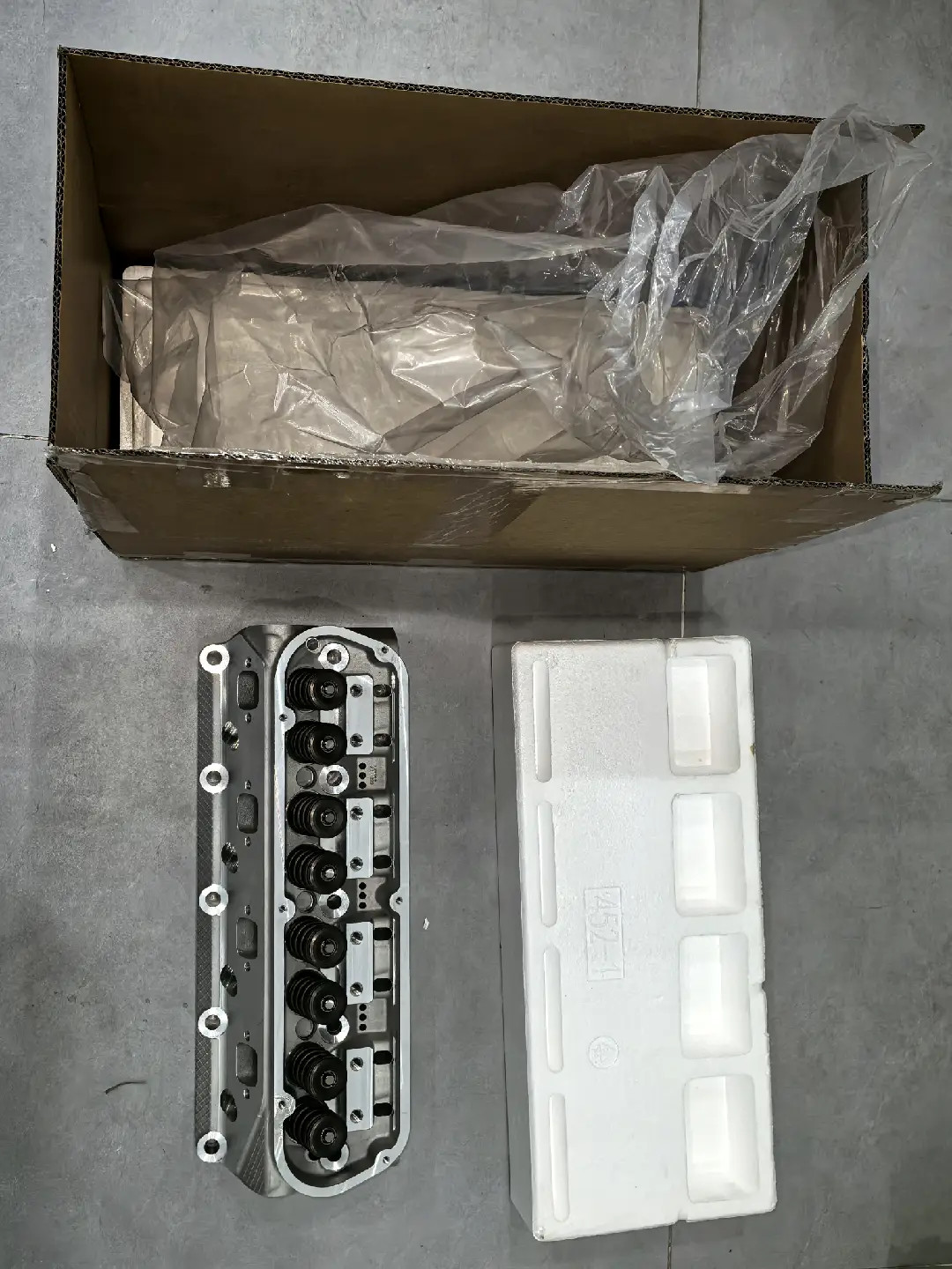 Ford GT40 Cylinder head