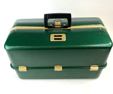 Vintage UMCO 2000U Fishing Lure Tackle Box Green 9 Trays