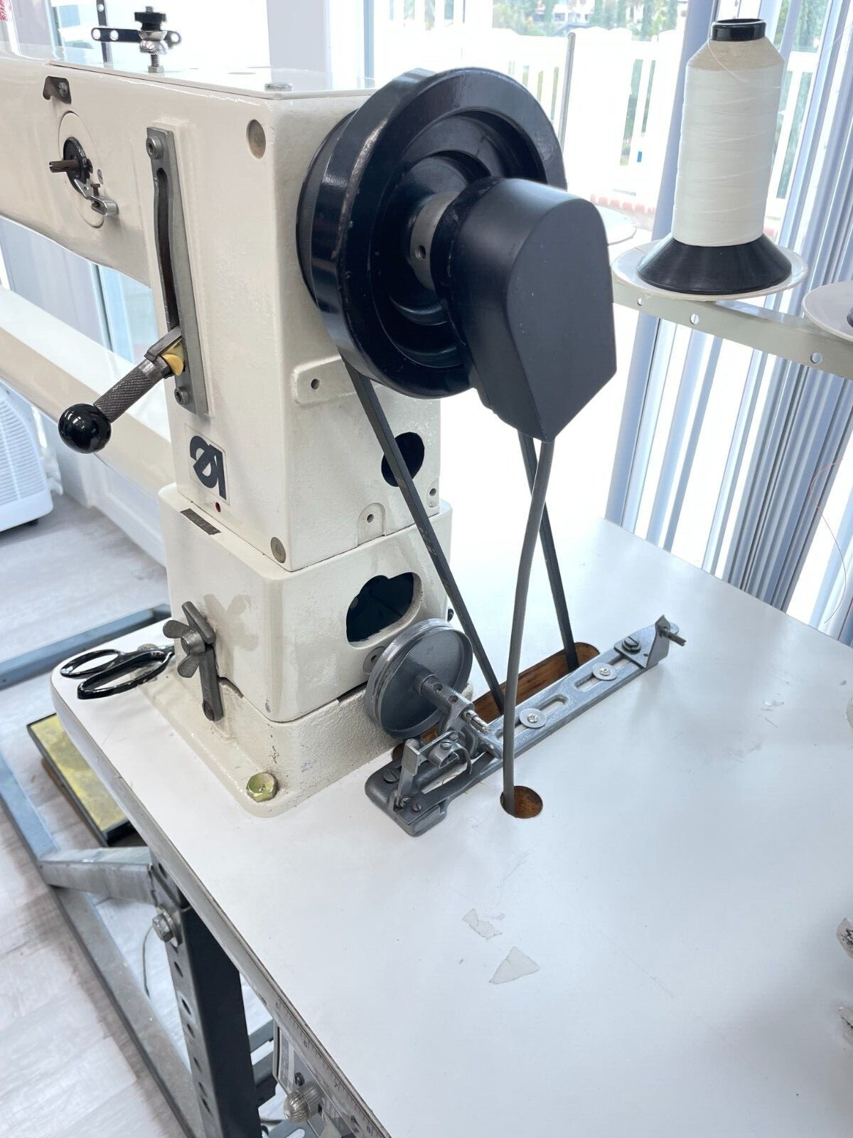 ADLER K269 273 INDUSTRIAL 2 NEEDLE LONG ARM WALKING FOOT SEWING