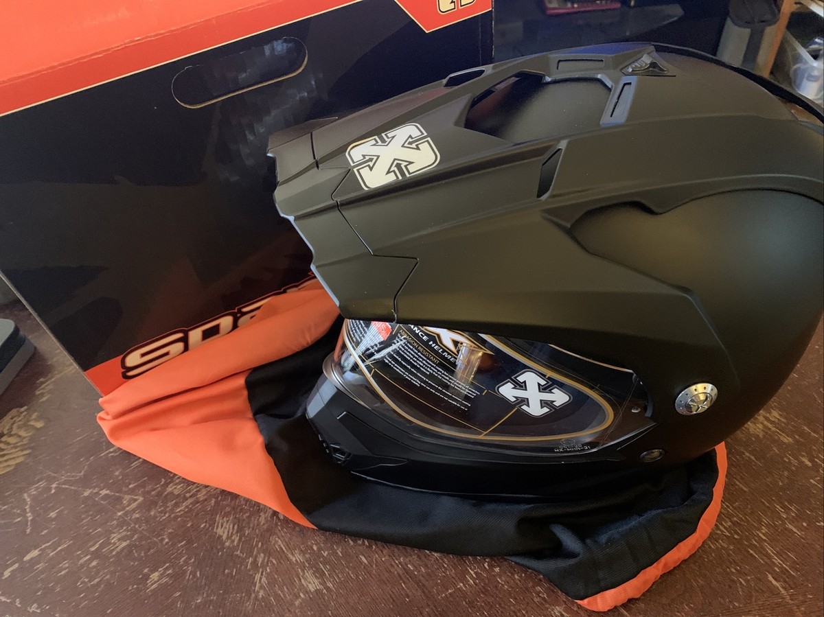 SparX Street Performance Helmet Nexus Solid Black Medium