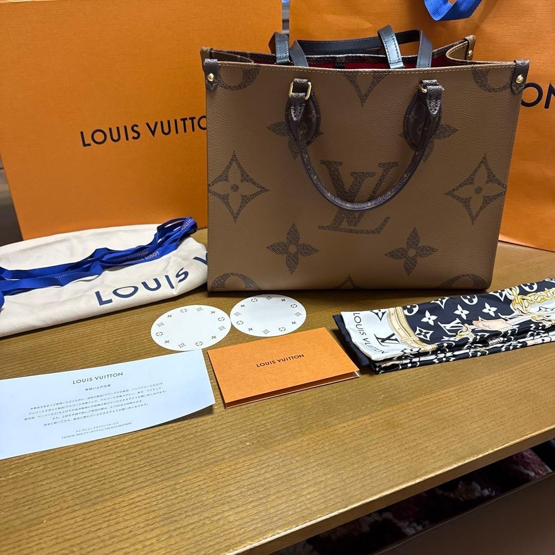Beautiful item!LOUIS VUITTON OnTheGo MM bag