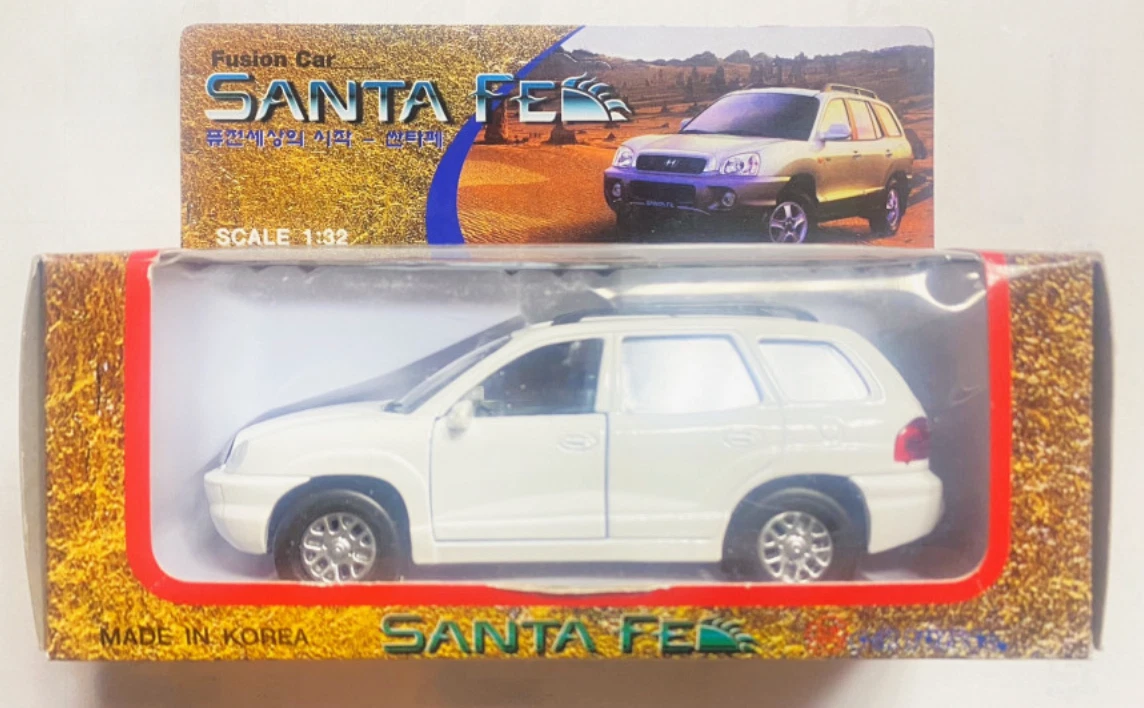 Hyundai H-1 Grand Starex 1/32 – Modèle Réduit Diecast Neuf