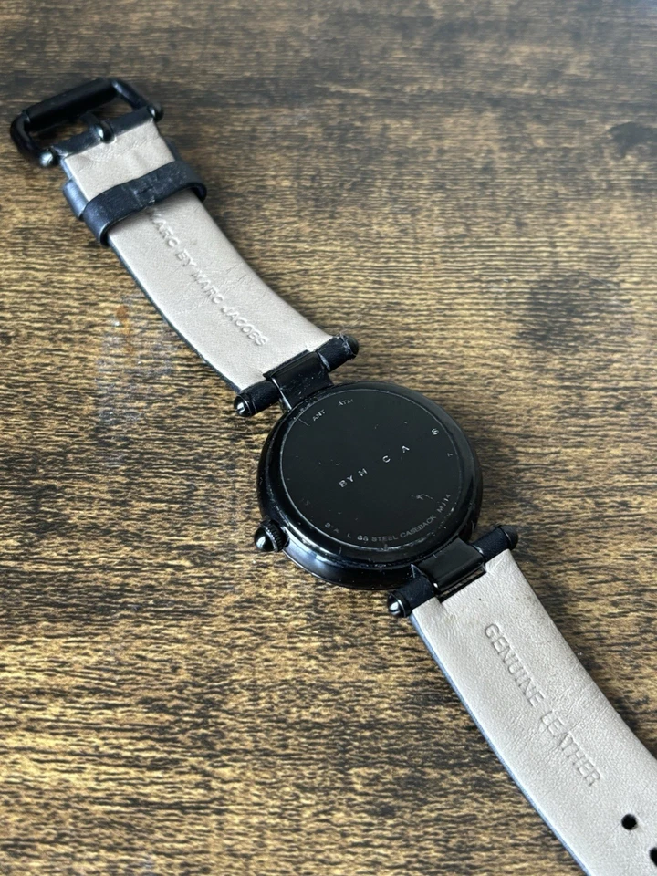 RARO Reloj Marc By Marc Jacobs para Mujer Esfera Negra Lunteada Correa de Cuero MJ1410 Foto 4 de 4