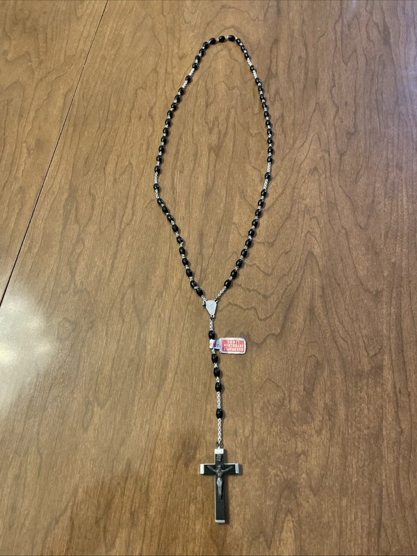 * Vintage Black Beaded Catholic Rosary Crucifix Cross Necklace * Made In Italy *
