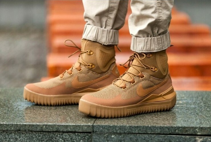nike air wild boot