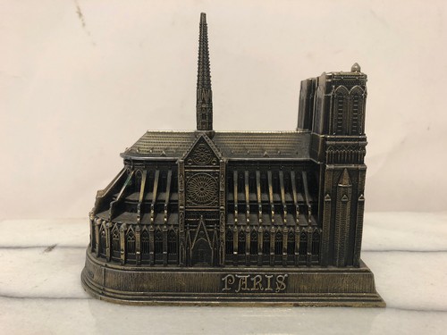 Notre Dame Sculpture (Made in France) - Vintage - Picture 2 of 6