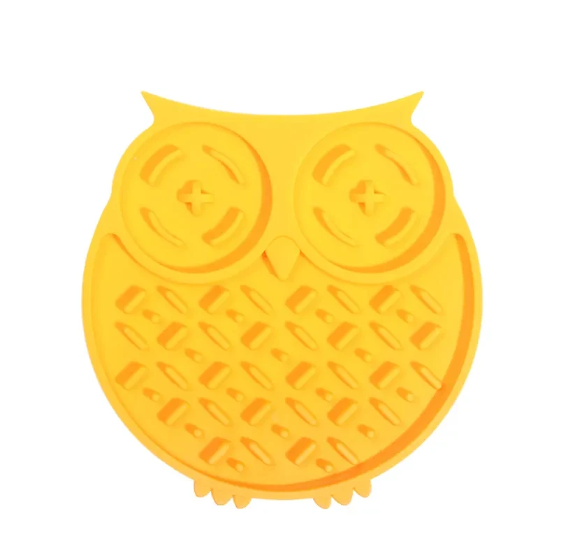 Alfombra de lamer para TODAS LAS MASCOTAS. Cuencos de silicona duraderos lindos y portátiles para mascotas alimentador lento Foto 3 de 4