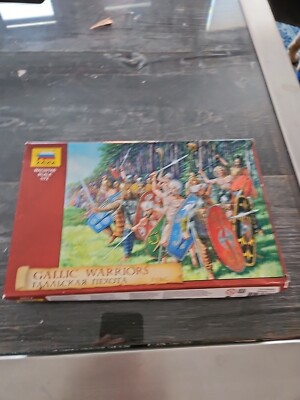 Zvezda 8012 Gallic Warriors II-I B.C. 1/72, NIB 