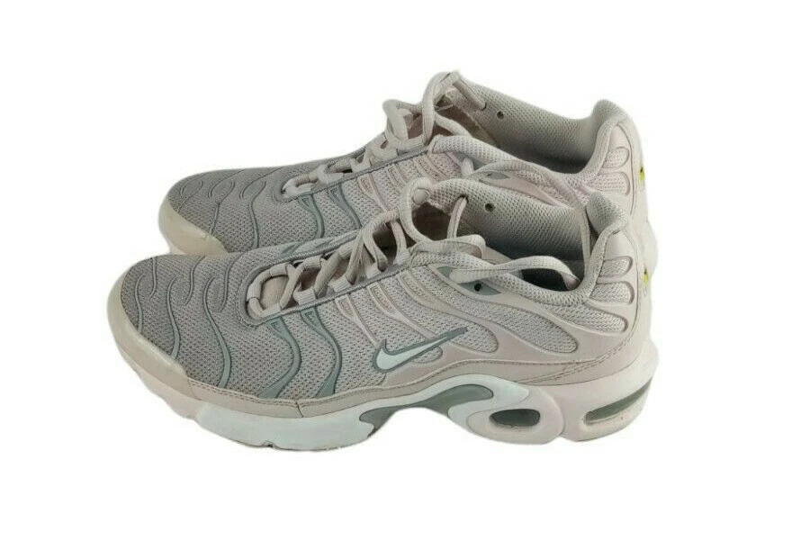 Pink 'air max plus grade school top