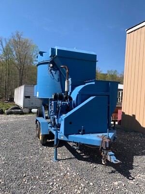 sandblasting, large portable dust collector , diesel engine, painting, vacuum 