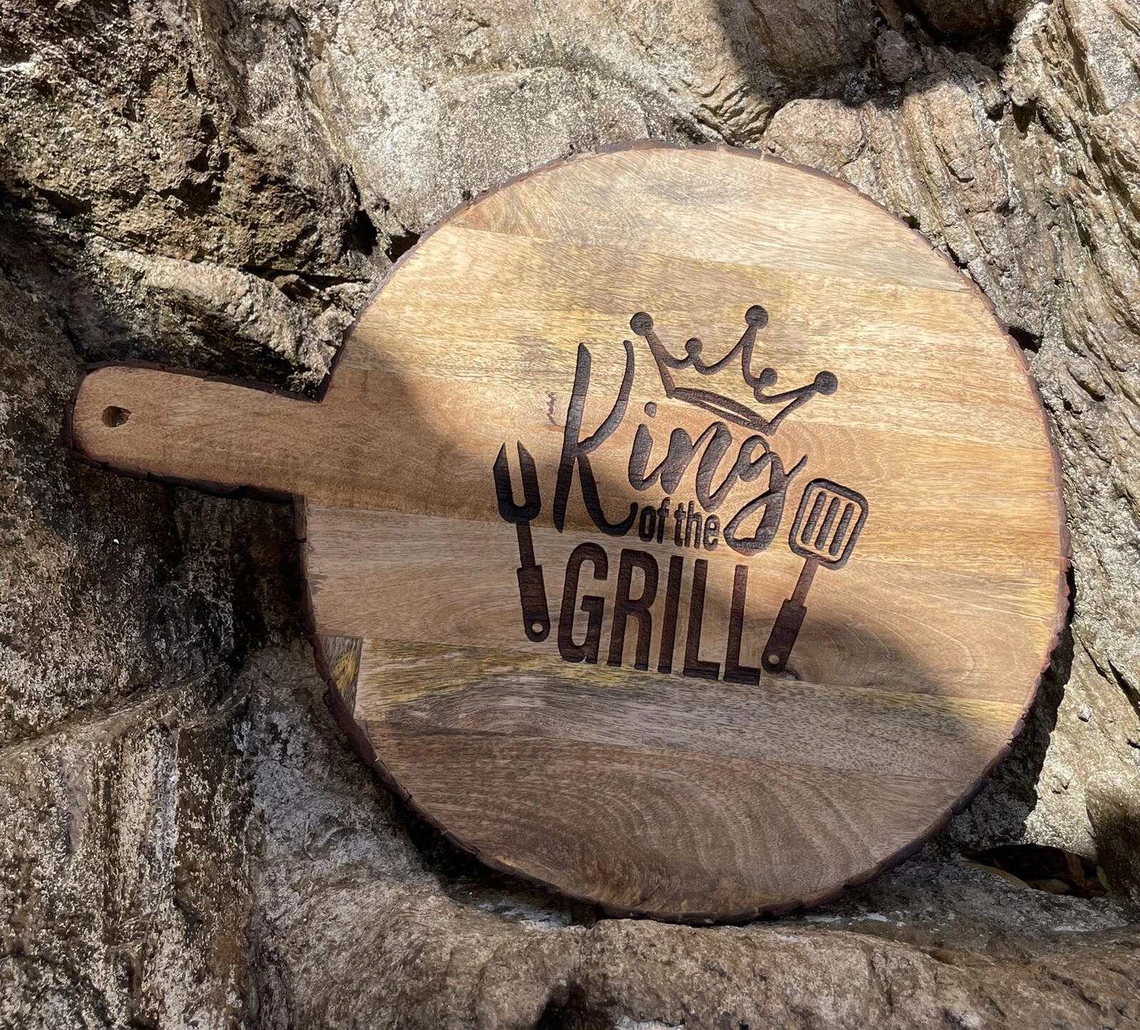 Large Round Cutting Board 18x23.5x1