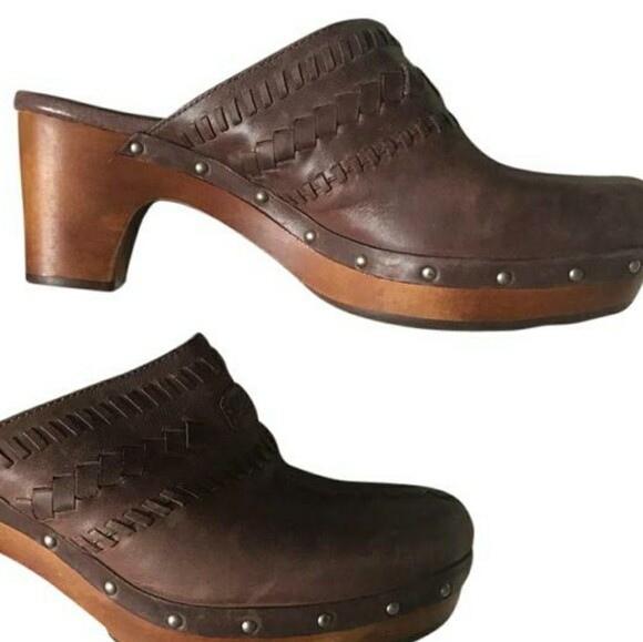 UGG Australia Vivica Womens 8 Brown Leather Slip On Clog Mules Heels Sherpa 1957 | eBay