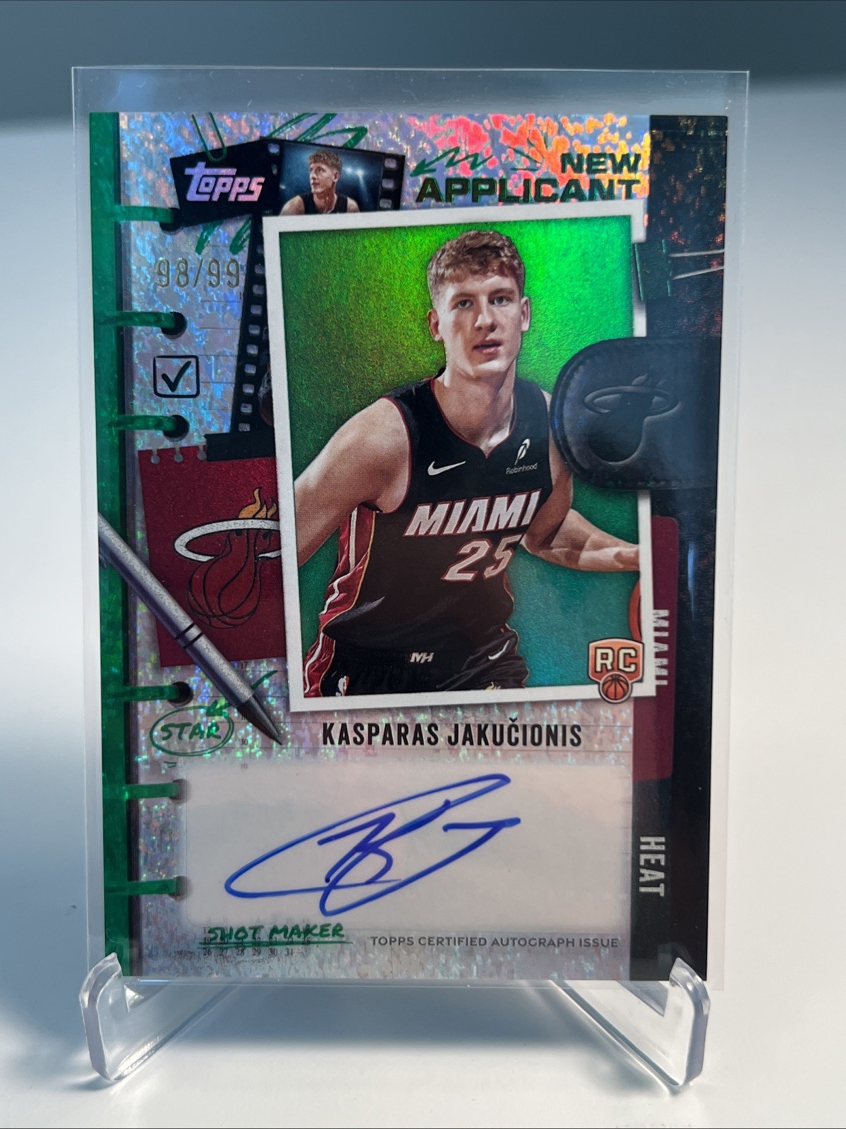 2025-26 Topps Kasparas Jakucionis New Applicant Auto Green /99 #NA-KJ Rookie