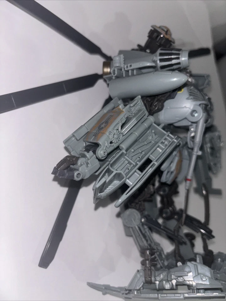 Hasbro Transformers Studio Series SS-73 Leader Revenge of the Fallen Grindor - Image 2 of 4