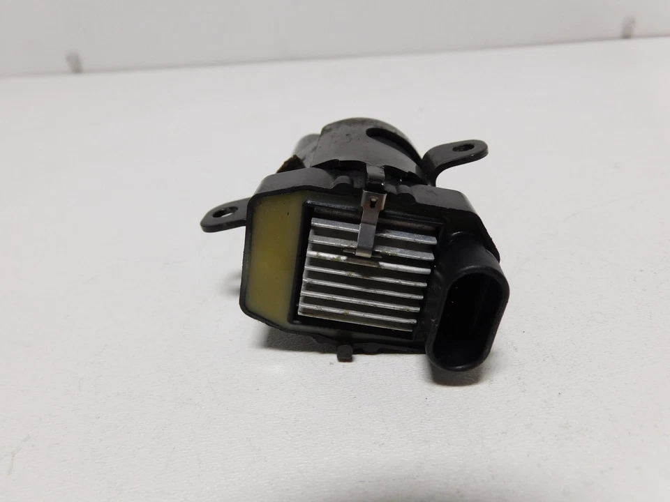 Bobina de encendido 99-07 Chevrolet Silverado 1500 OEM LKQ Foto 3 de 4