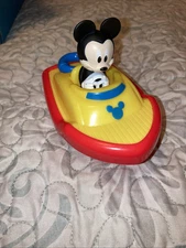 Disney Junior Mickie Mouse Baby Bath Boat Toy Floater Colorful Bathtub Fun 2+ 