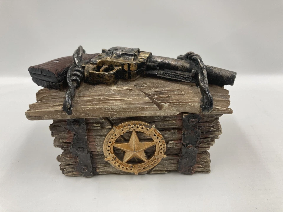 Texas Resin Trinket Box 4” X 3” X 3” Lone Star With Pistol & Barbed Wire Top B18 - Image 2 of 4
