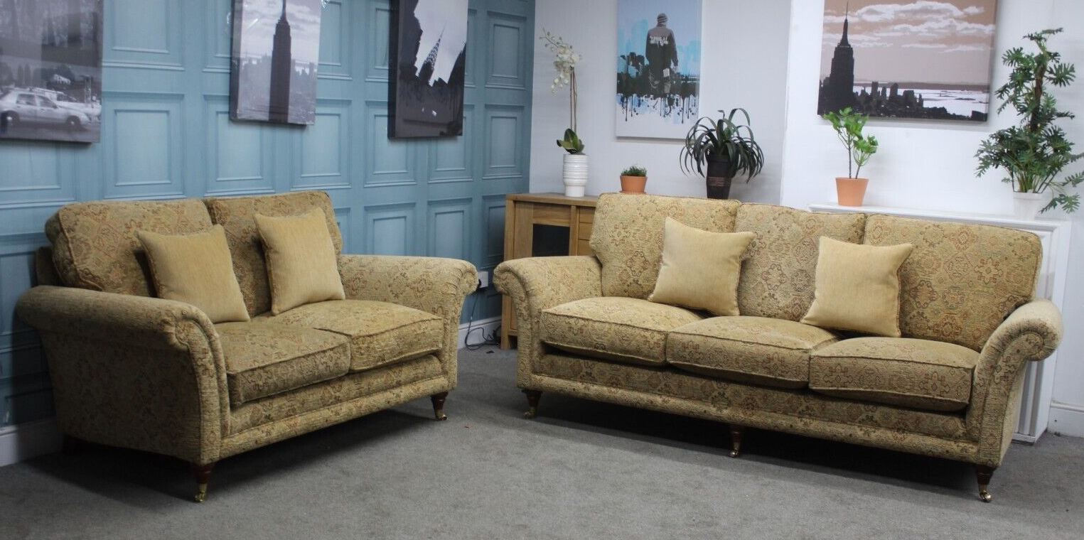 PARKER KNOLL BURGHLEY GRAND 3+2 SEATER SOFA IN AZTEC GOLD FABRIC. RRP £