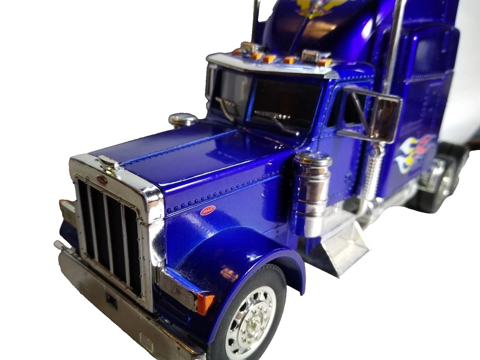 Remolque semirremolque Peterbilt camión juguete 20100 puertas móviles capó ruedas águila Foto 2 de 4