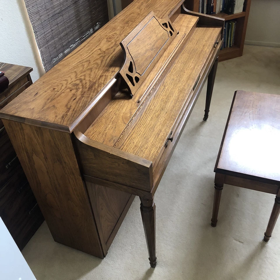 Schafer & Sons Upright Spinet Piano - Serial #: 228964 - Model #: 93 (1977/1978) - Image 2 of 4