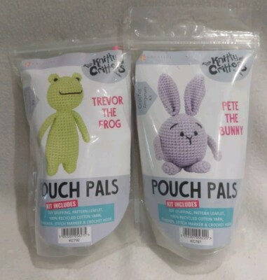 Knitty Critters Beutel Freunde Häkelset Pete der Hase und Trevor der Frosch Hobby