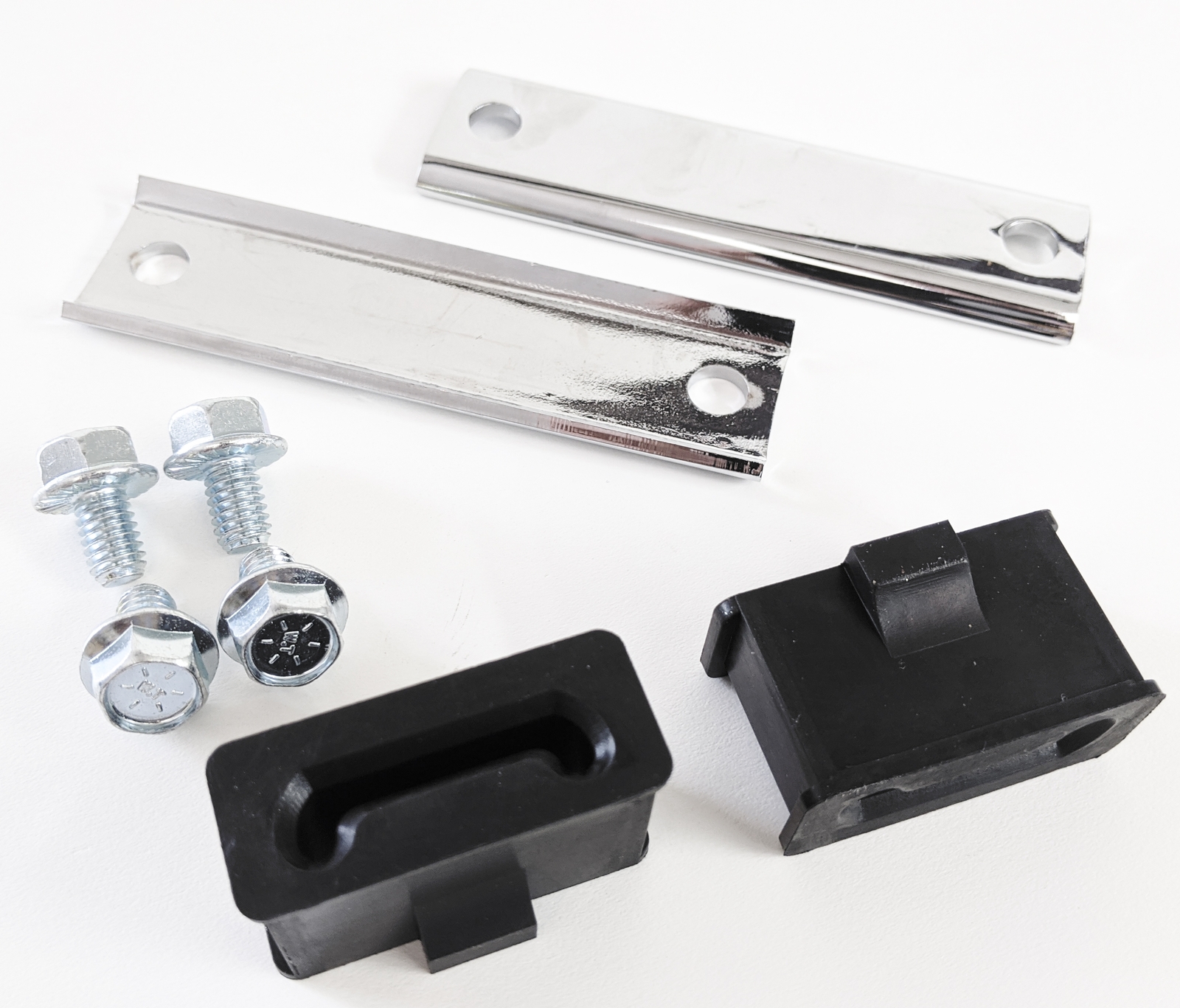 Muffler Hanger Bracket Kit HarleyDavidson FLT 8520 6572385 , 65724