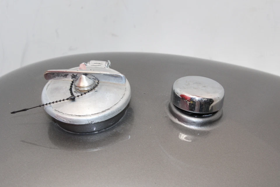 1980 Yamaha Xs650 Gas Tank Fuel Petrol Reservoir - Image 3 of 4