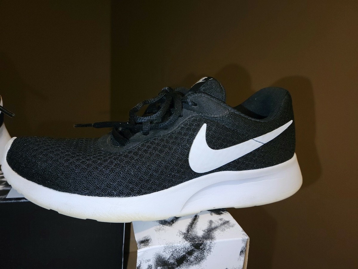wmns nike tanjun se