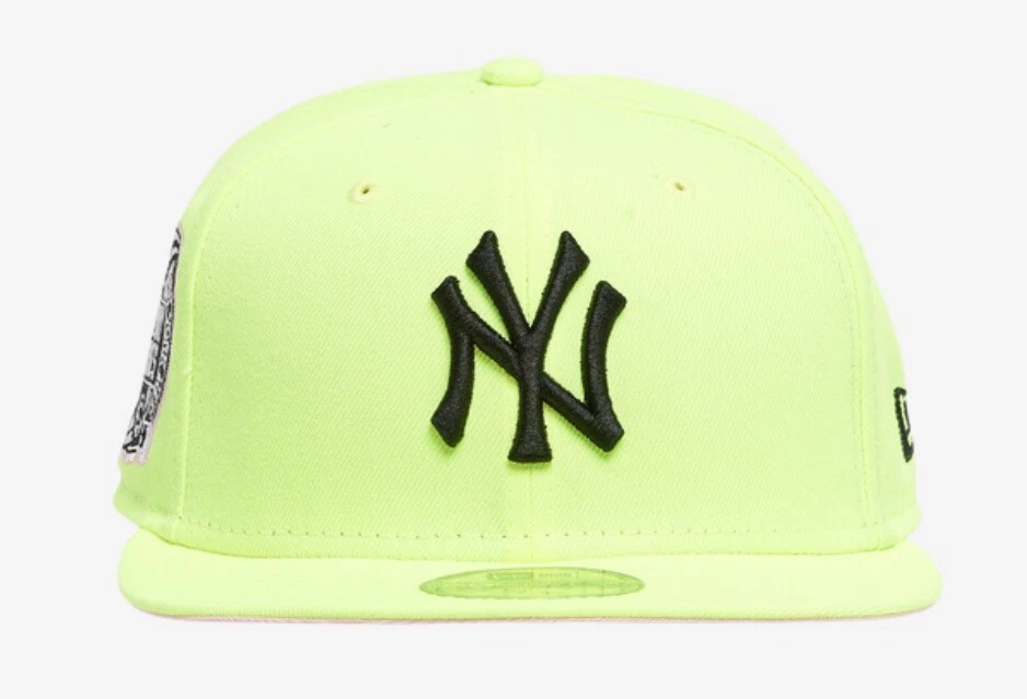 Neon yankees hat hotsell