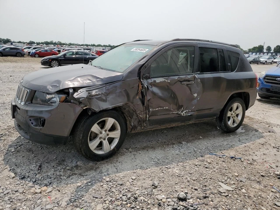 Used Fuel Tank fits: 2016 Jeep Compass 4WD Grade A Foto 2 de 4