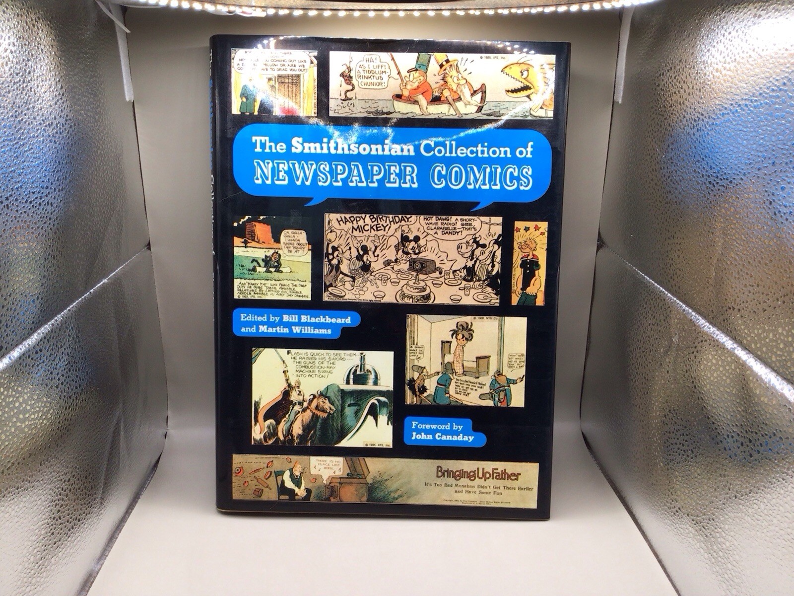 The Smithsonian Collection of Newspaper Comics 1977 Hardcover w/ Dust Jacket vtg