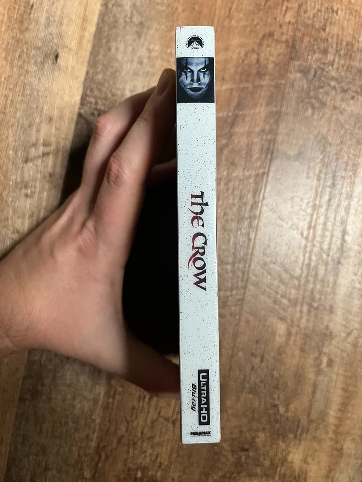 The Crow w. Steelbook + Slipcover (4K UHD Blu-ray + Digital, 1994) *NEW* - Image 3 of 4