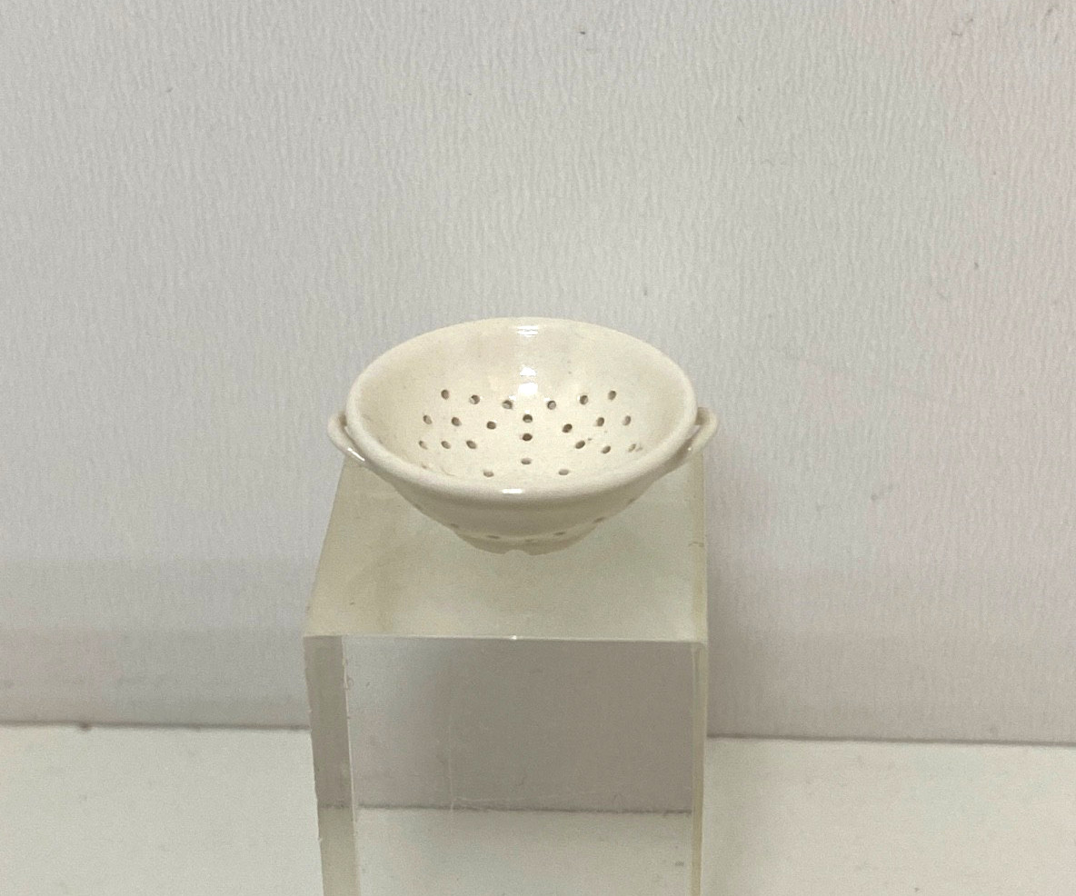 RTF ARTISAN TERRY CURRAN COLANDER DOLLS HOUSE KITCHEN COLLECTORS