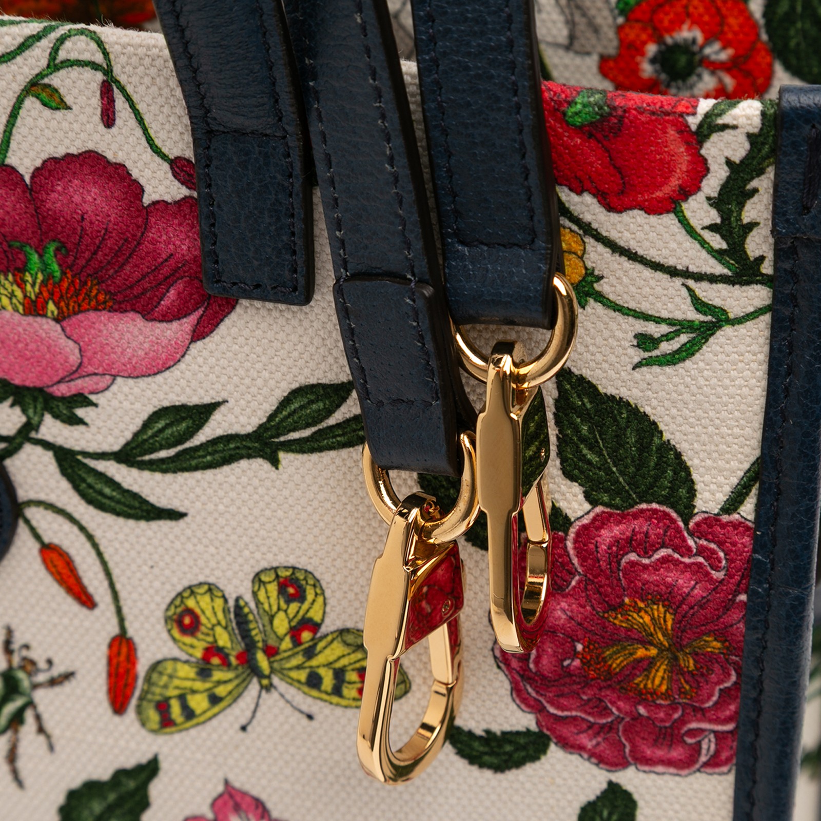 Authenticated Gucci Medium Canvas Flora Navy Fabr… - image 8