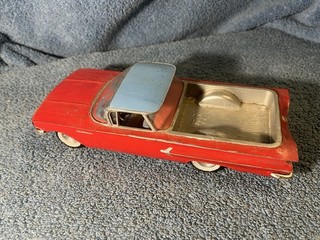 Vintage Built 1/25 scale 1960 Chevrolet El Camino Plastic Model w/screw base