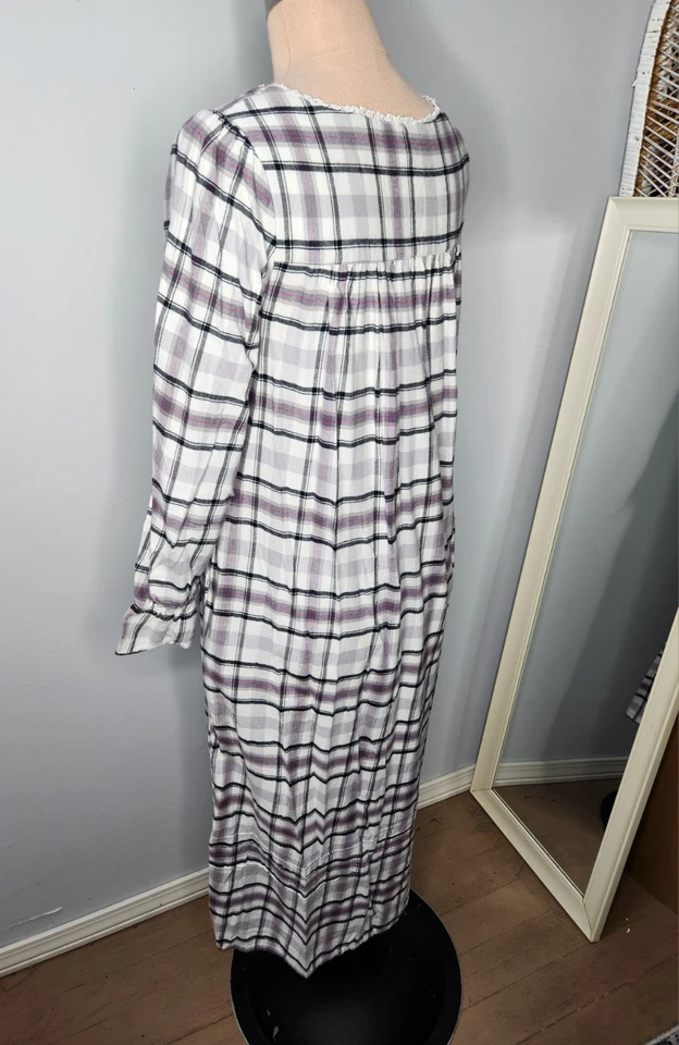 Eileen West 柔软法兰绒睡衣 S 长袖格子花边装饰口袋 全新 — 第 4/4 张图片