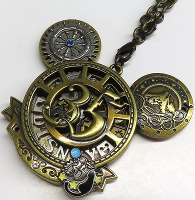 Donald Duck Time of Celebration Charm (mit optionalen Teilen) ''Tokyo Disney