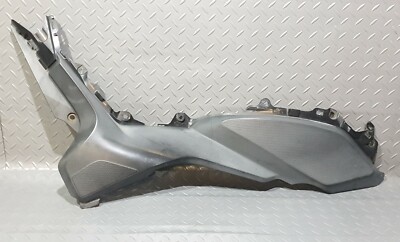   Honda NC 700S / SA / SD 2012 - 2019 Verkleidung Verkleidung rechts Infill 83601-MGS-D100
