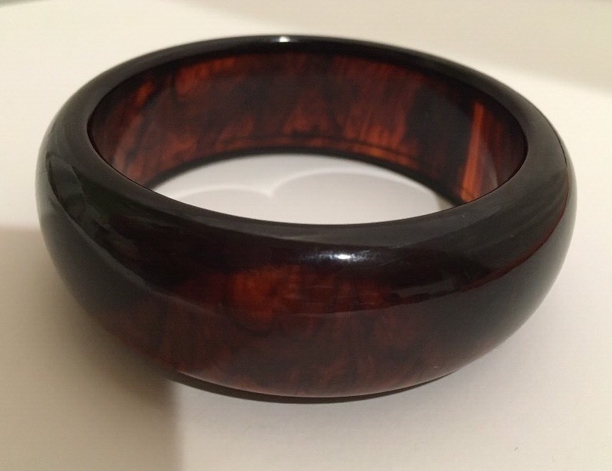 Vintage 1" Wide 2 1/2" Diameter Dark Amber Bakelite Bangle Bracelet 58 g (D15)