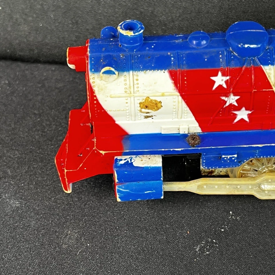 0-6-0 - No. 1776 - Bicentennial Paint Battery Powered Steam Engine - Image 2 of 4