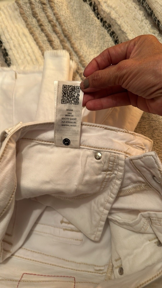 True Religion Sz 26 White Light Wash Jayde Roll Denim Women's
