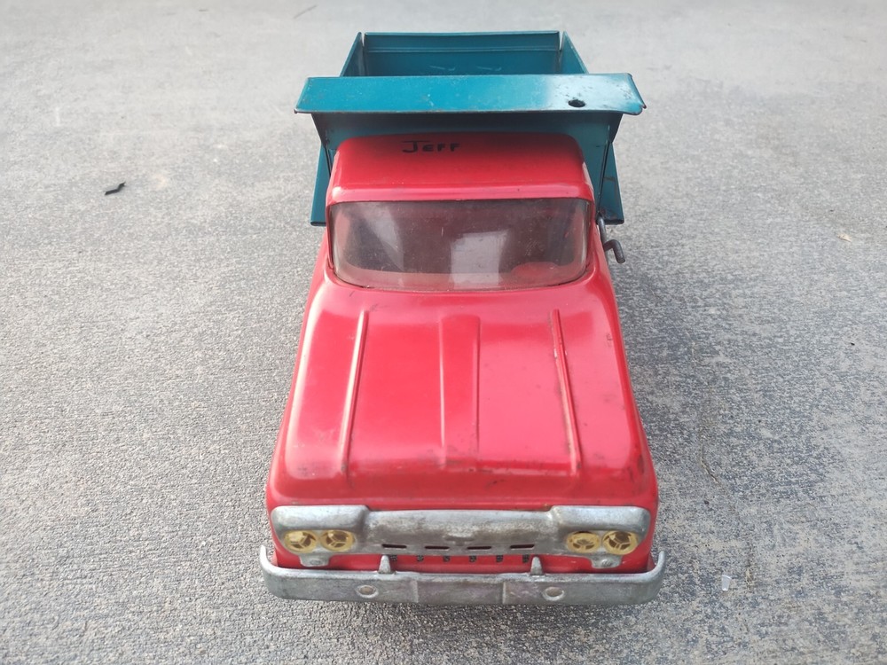 tonka dump truck metal please read
