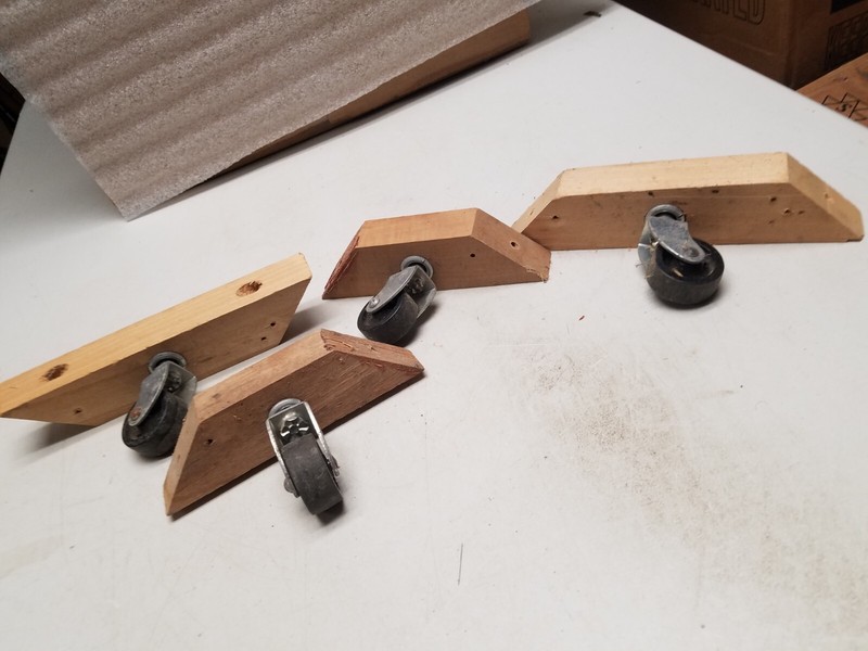Set of 4 - 1 1/2" Casters Wood Corners