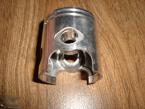 NEW OEM Yamaha Piston J0G-E16310-00 47mm Minarelli 2 Stroke 161-90 50cc - Picture 7 of 7