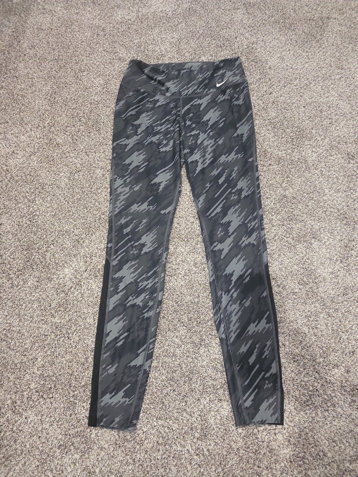 nike dri fit ten less plastic bottles one legend pant