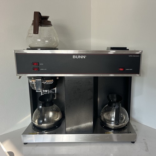 BUNN VPS BLK-LTD SW Pourover Decanter Brewer, 120V, 3 Warmers, NSF/UL