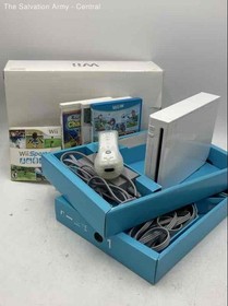 Lot Of Nintendo Wii White Portable Video Game Console With Controllers And Games