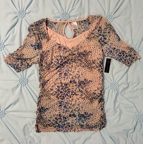 Cute Blouse Pink W/ Blue Flowers Size Large (Girl 11-13)