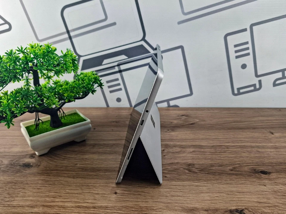 Microsoft Surface GO 1824 8GB 128GB 2-in-1 WIN11 tablet - Bild 4 von 4